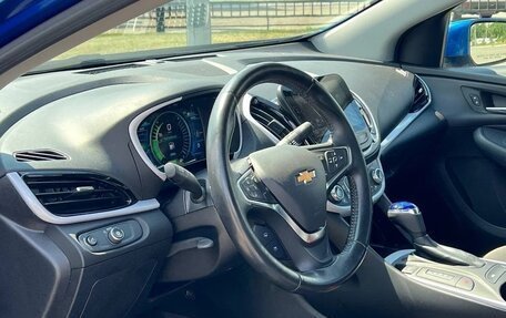 Chevrolet Volt II, 2017 год, 1 700 000 рублей, 25 фотография