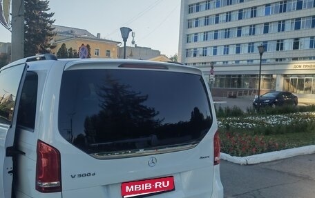 Mercedes-Benz V-Класс, 2019 год, 5 700 000 рублей, 3 фотография