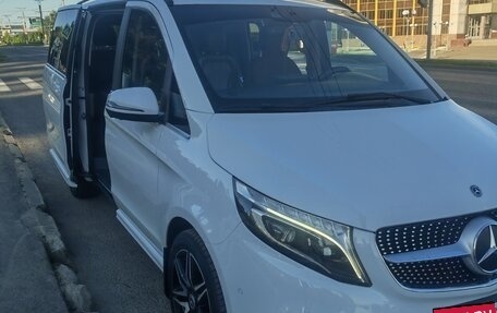 Mercedes-Benz V-Класс, 2019 год, 5 700 000 рублей, 7 фотография