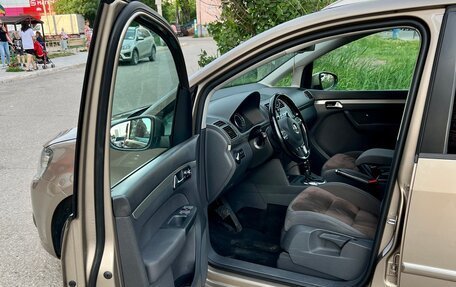 Volkswagen Touran III, 2012 год, 1 350 000 рублей, 13 фотография