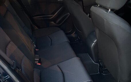 Mazda Axela, 2015 год, 1 450 000 рублей, 24 фотография