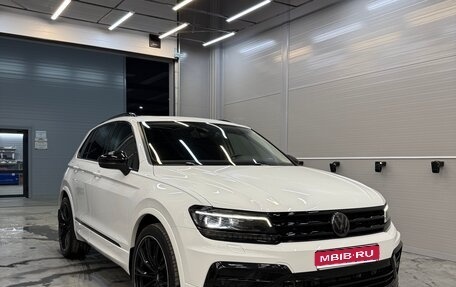 Volkswagen Tiguan II, 2019 год, 3 400 000 рублей, 1 фотография