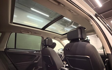 Volkswagen Tiguan II, 2019 год, 3 400 000 рублей, 6 фотография