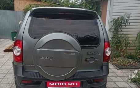 Chevrolet Niva I рестайлинг, 2011 год, 490 000 рублей, 4 фотография