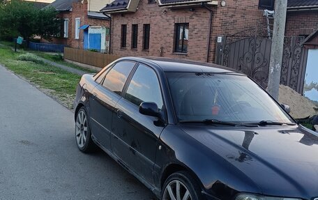 Audi A4, 1998 год, 430 000 рублей, 3 фотография