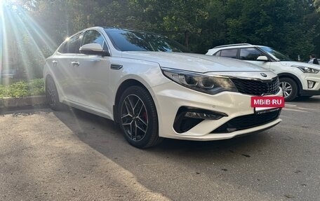 KIA Optima IV, 2019 год, 2 300 000 рублей, 3 фотография