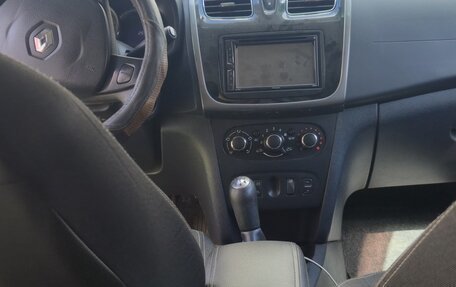 Renault Logan I, 2014 год, 520 000 рублей, 3 фотография