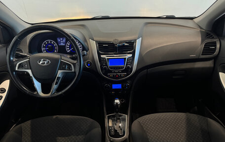 Hyundai Solaris II рестайлинг, 2011 год, 700 000 рублей, 9 фотография