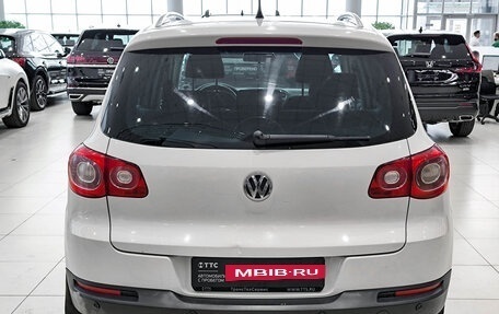 Volkswagen Tiguan I, 2011 год, 799 000 рублей, 10 фотография