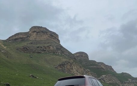 Volkswagen Tiguan II, 2019 год, 2 430 000 рублей, 2 фотография