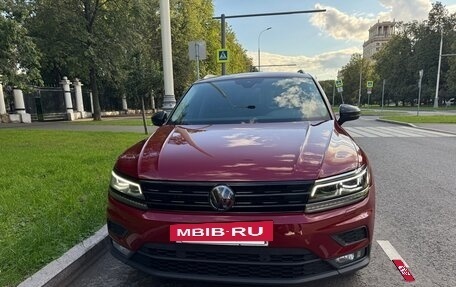 Volkswagen Tiguan II, 2019 год, 2 430 000 рублей, 5 фотография