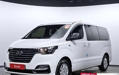 Hyundai Grand Starex Grand Starex I рестайлинг 2, 2021 год, 2 600 000 рублей, 1 фотография