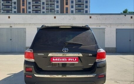 Toyota Highlander III, 2012 год, 2 485 000 рублей, 4 фотография
