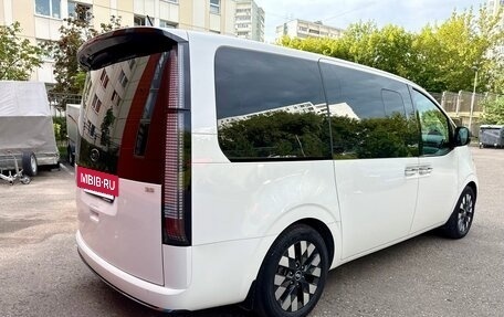 Hyundai Staria, 2022 год, 5 450 000 рублей, 7 фотография