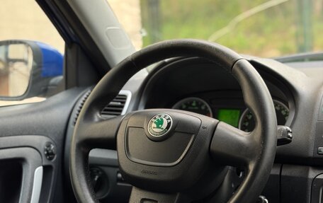 Skoda Fabia II, 2009 год, 400 000 рублей, 17 фотография