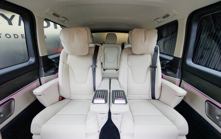 Mercedes-Benz V-Класс, 2025 год, 14 800 000 рублей, 32 фотография