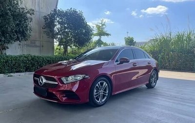 Mercedes-Benz A-Класс, 2020 год, 1 850 000 рублей, 1 фотография