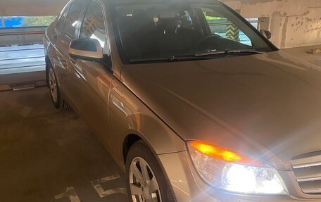 Mercedes-Benz C-Класс, 2008 год, 1 050 000 рублей, 1 фотография
