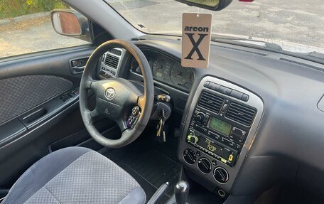 Toyota Avensis III рестайлинг, 2001 год, 490 000 рублей, 14 фотография
