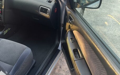 Toyota Avensis III рестайлинг, 2001 год, 490 000 рублей, 16 фотография
