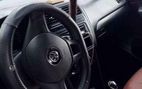 Volkswagen Polo VI (EU Market), 2016 год, 1 050 000 рублей, 3 фотография
