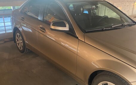 Mercedes-Benz C-Класс, 2008 год, 1 050 000 рублей, 2 фотография
