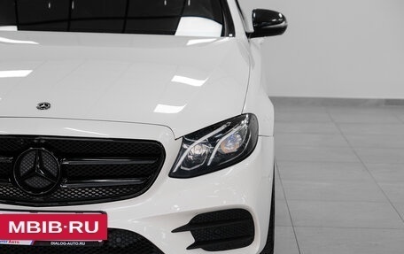 Mercedes-Benz E-Класс, 2017 год, 2 800 000 рублей, 6 фотография