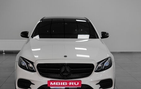 Mercedes-Benz E-Класс, 2017 год, 2 800 000 рублей, 2 фотография