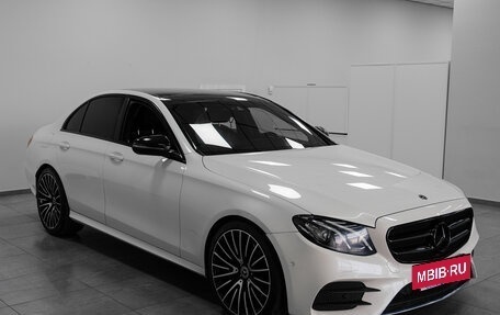 Mercedes-Benz E-Класс, 2017 год, 2 800 000 рублей, 3 фотография