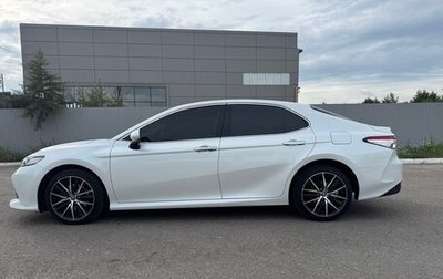 Toyota Camry, 2018 год, 2 890 000 рублей, 1 фотография