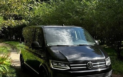 Volkswagen Caravelle T6 рестайлинг, 2018 год, 3 990 000 рублей, 1 фотография