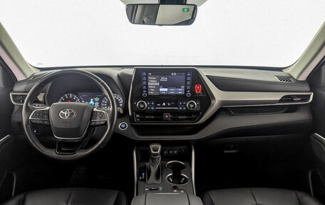Toyota Highlander, 2020 год, 4 600 000 рублей, 14 фотография