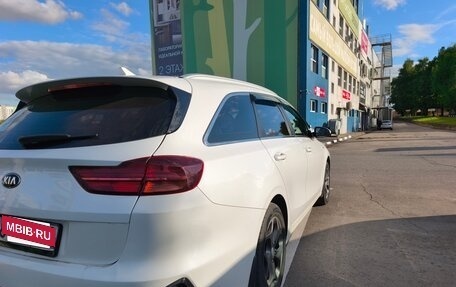 KIA cee'd III, 2019 год, 1 650 000 рублей, 4 фотография