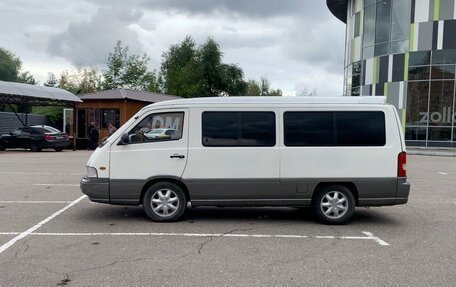 SsangYong Istana, 2003 год, 440 000 рублей, 3 фотография