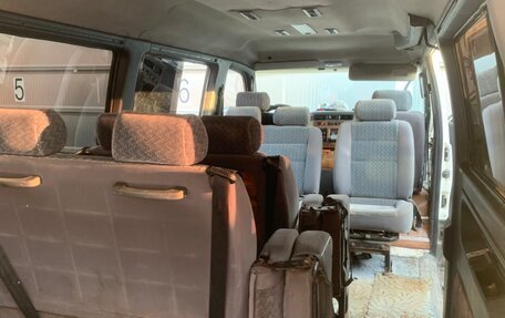 SsangYong Istana, 2003 год, 440 000 рублей, 22 фотография