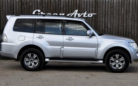 Mitsubishi Pajero IV, 2011 год, 1 595 000 рублей, 4 фотография