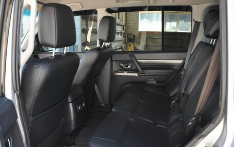 Mitsubishi Pajero IV, 2011 год, 1 595 000 рублей, 17 фотография