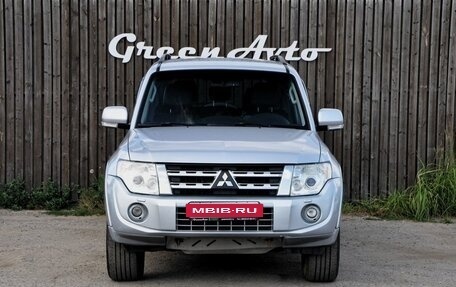 Mitsubishi Pajero IV, 2011 год, 1 595 000 рублей, 2 фотография
