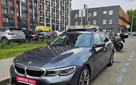 BMW 3 серия, 2019 год, 3 200 000 рублей, 15 фотография
