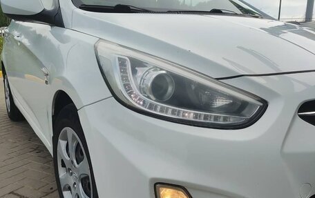 Hyundai Solaris II рестайлинг, 2013 год, 850 000 рублей, 13 фотография