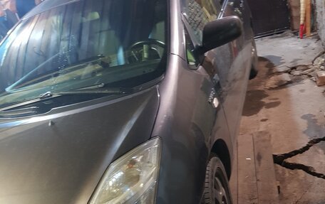 Toyota Prius, 2009 год, 1 030 000 рублей, 2 фотография