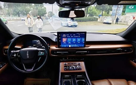 Lincoln Aviator II, 2022 год, 4 710 000 рублей, 9 фотография