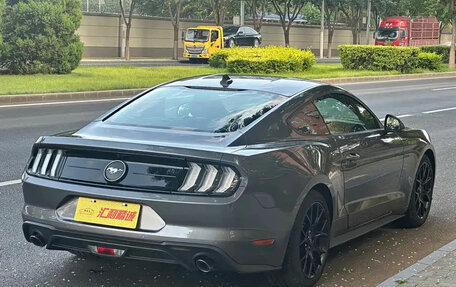 Ford Mustang VI рестайлинг, 2021 год, 3 290 099 рублей, 5 фотография