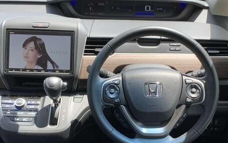 Honda Freed II, 2022 год, 1 550 000 рублей, 8 фотография