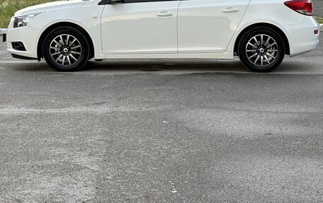 Chevrolet Cruze II, 2012 год, 800 000 рублей, 4 фотография