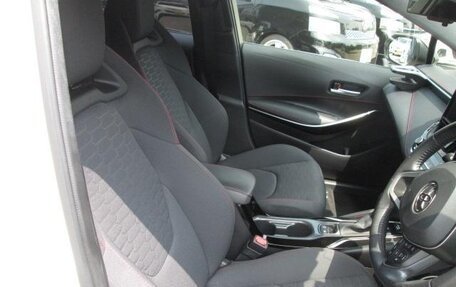 Toyota Corolla, 2022 год, 1 201 000 рублей, 10 фотография