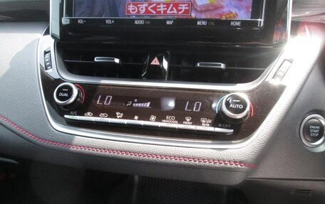 Toyota Corolla, 2022 год, 1 201 000 рублей, 12 фотография
