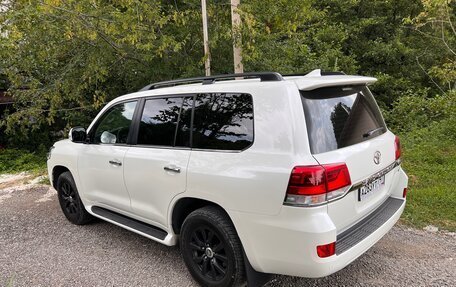 Toyota Land Cruiser 200, 2020 год, 8 700 000 рублей, 4 фотография