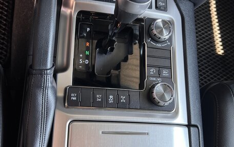 Toyota Land Cruiser 200, 2020 год, 8 700 000 рублей, 14 фотография