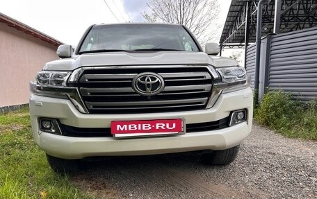 Toyota Land Cruiser 200, 2020 год, 8 700 000 рублей, 2 фотография
